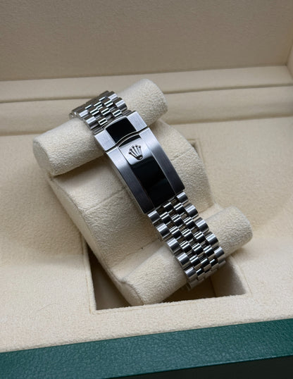 Rolex Datejust 41 Black Diamond